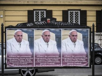 Plakatprotest gegen die Barmherzigkeit von Franziskus Rom