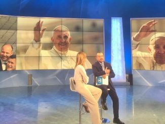 Papst Franziskus rief in der RAI-Morgensendung UNOmattino an und gratulierte zur Sendung und wünschte allen Frohe Weihnachten