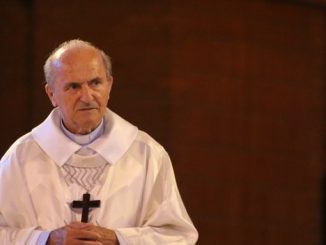 Bischof Luiz Demetrio Valentini: Wegen des Priestermangels die Laienzelebration einführen.