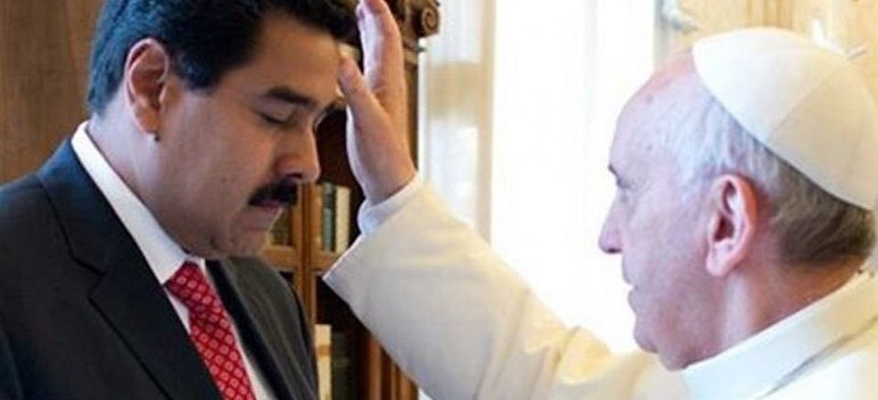 Venezuelas Staatspräsident Nicolas Maduro im Herbst 2016 bei einem unerwarteten Kurzbesuch bei Papst Franziskus im Vatikan. Zu jenem Zeitpunkt schien sein unmittelbarer Sturz bevorzustehen.