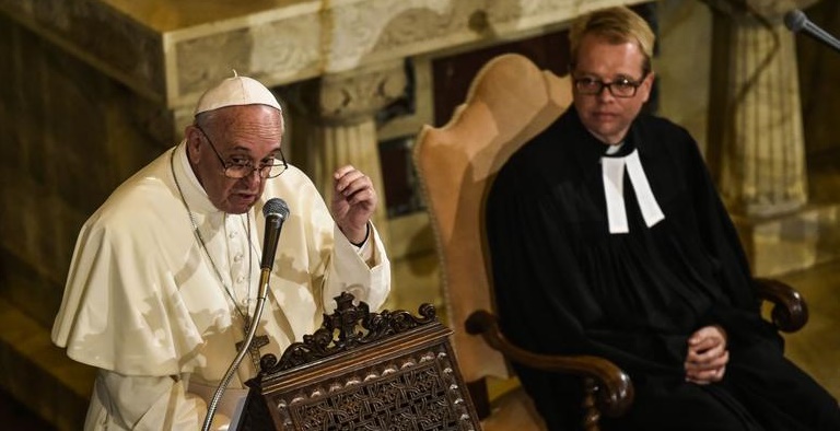 Papst Franziskus "rätselhafte" Worte zur Interkommunion in der römischen Lutherkirche ziehen ihre Kreise
