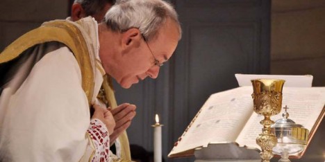 Weihbischof Athanasius Schneider antwortet auf den Schlußbericht der Synode über die Familie mit einem "non possumus"