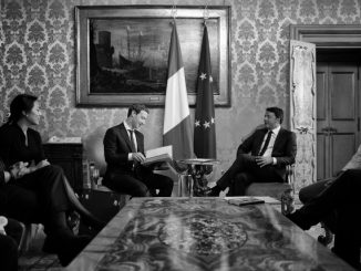 Mark (Aurel) Zuckerberg bei Italiens Ministerpräsident Matteo Renzi